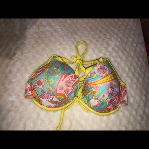 Victoria’s Secret bikini top